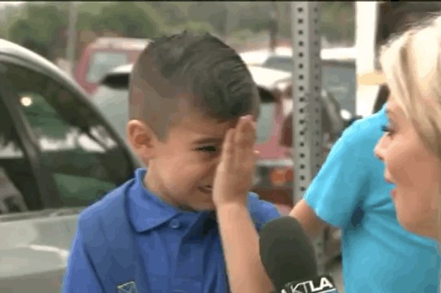 a-little-boy-started-sobbing-after-a-reporter-ask-2-440-1440088813-0_dblbig
